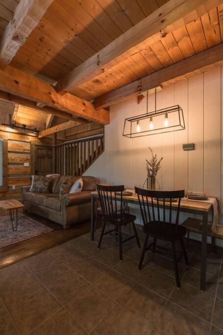 Southern Oak Cabin - Newly Remodeled - Close To All Attractions Sevierville Eksteriør bilde