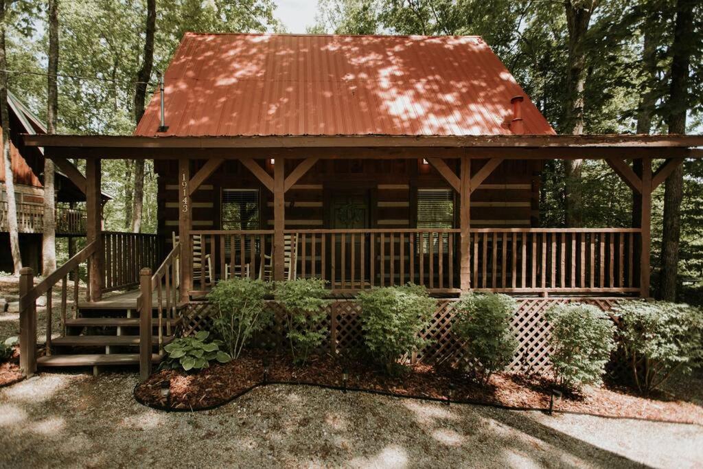 Southern Oak Cabin - Newly Remodeled - Close To All Attractions Sevierville Eksteriør bilde